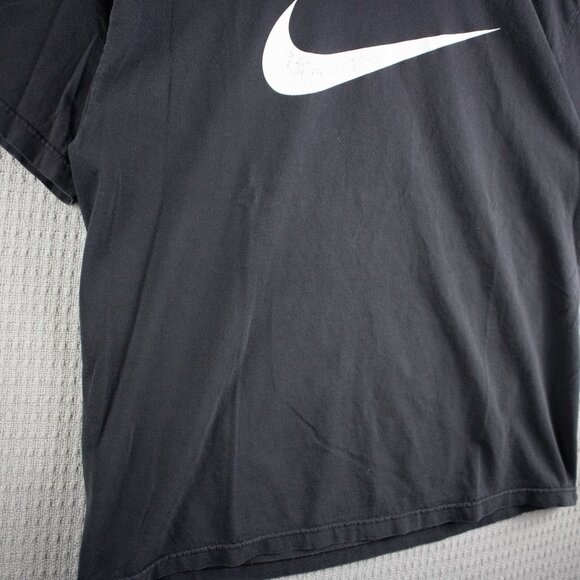 Nike The Athletic Dept Regular Fit Graphic Tee - Picture 3 of 8